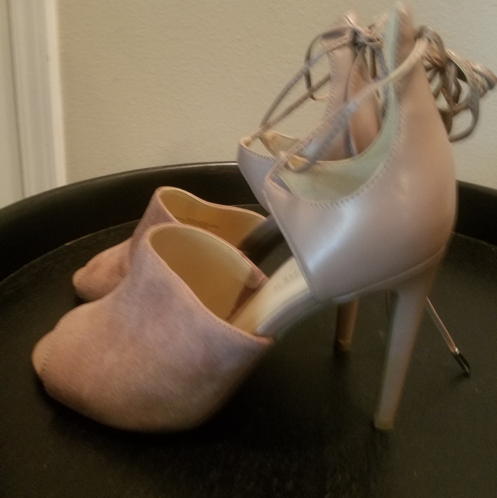 Shoes - Picture 2 of 4